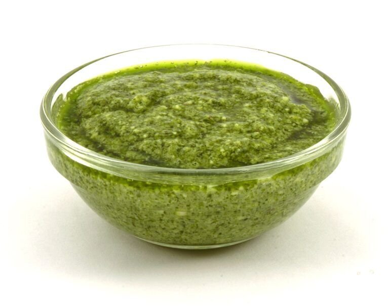 El Arte de la Salsa Pesto: Una Receta Clásica que Debes Conocer