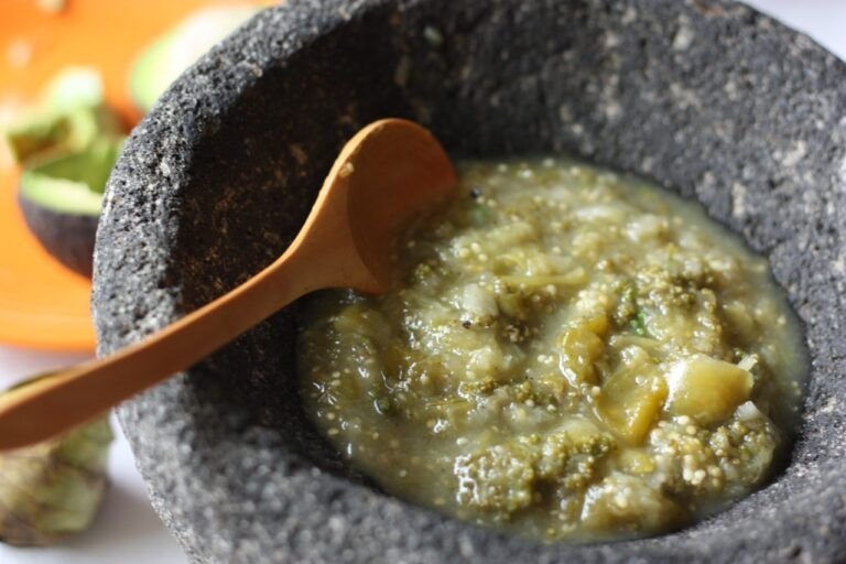 Salsa Verde Cocida: Un Delicioso Complemento para tus Platillos