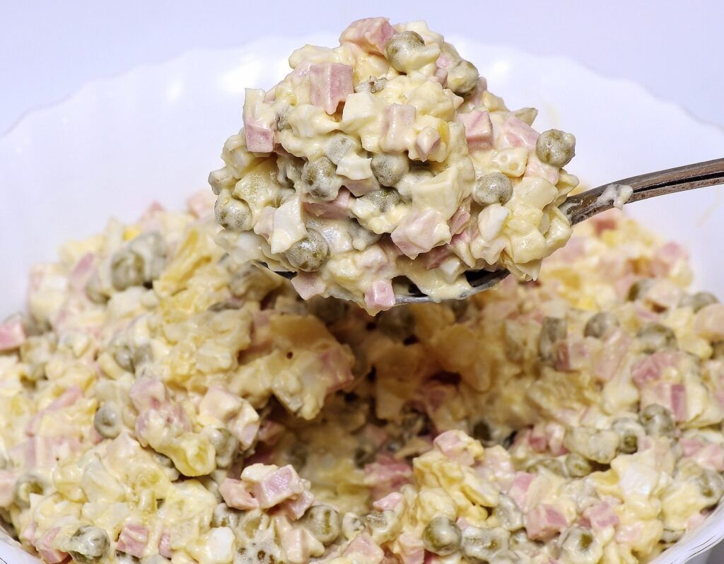 Deléitate con Nuestra Exquisita Receta de Salmón con Mayonesa Verde Deléitate con Nuestra Exquisita Receta de Salmón con Mayonesa Verde