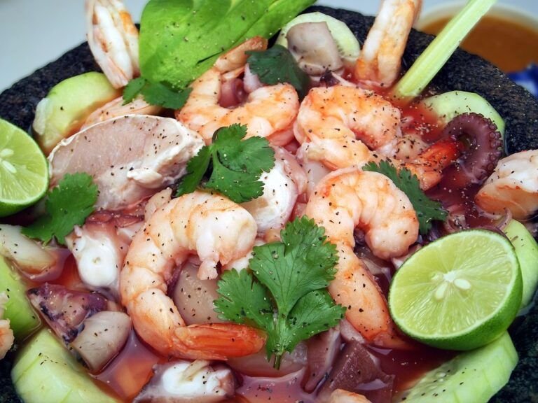 Aguachile Cremoso Rojo de Camarón: Una Delicia de Sabor y Tradición Mexicana