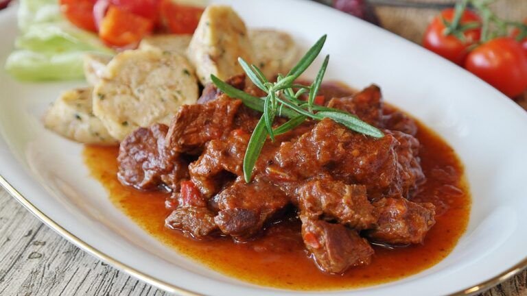 Caldillo de Machaca: Un Platillo Tradicional y Sabroso de la Cocina Mexicana