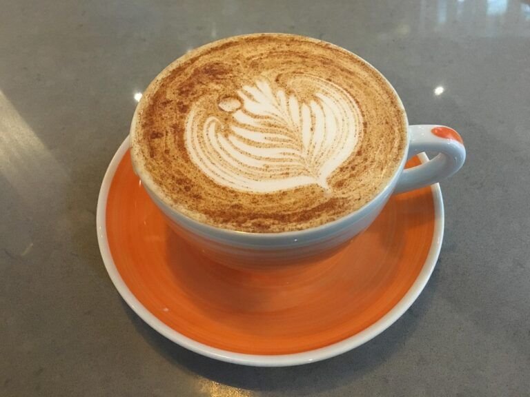 Descubriendo el Exquisito Mundo del Chai Latte: Una Bebida de Sabor y Tradición