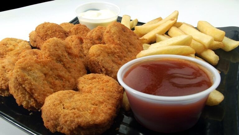 Chicken Fingers a la Mostaza: El Bocado Crujiente y Sabroso que Todos Adoran