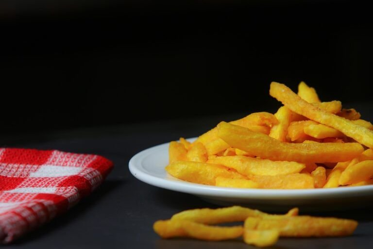 Sabor Auténtico y Picoso: Cómo Preparar Papitas en Chile Morita
