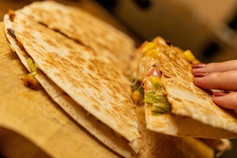 Quesadillas de Queso: El Placer de lo Simple y Delicioso