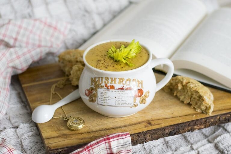 Sopa Criolla de Hongos y Arroz Integral: Una Deliciosa Receta para Nutrir el Alma y el Cuerpo