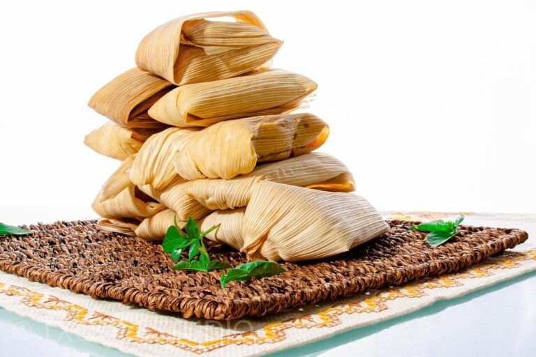 Tamales de Rajas con Queso: Una Delicia Mexicana que Conquista Paladares